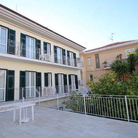 Locazione Turistica Area 123-1 公寓 *